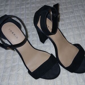 Torrid Black Women's Heeled Sandals NWOB Sz 10WW Faux Suede